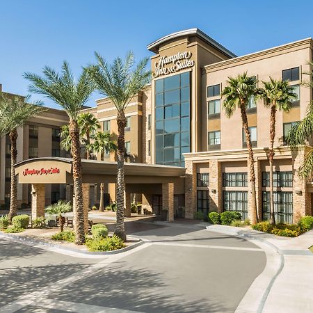 Hampton Inn & Suites Phoenix Glendale-Westgate Exterior photo